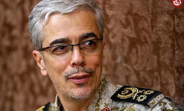 عکس؛ سفر در زمان؛ «سرلشکر باقری در کنار برادرش حسن باقری» در ایام جنگ؛ اوایل دهه 60 عکس؛ سفر در زمان؛ «سرلشکر باقری در کنار برادرش حسن باقری» در ایام جنگ؛ اوایل دهه 60