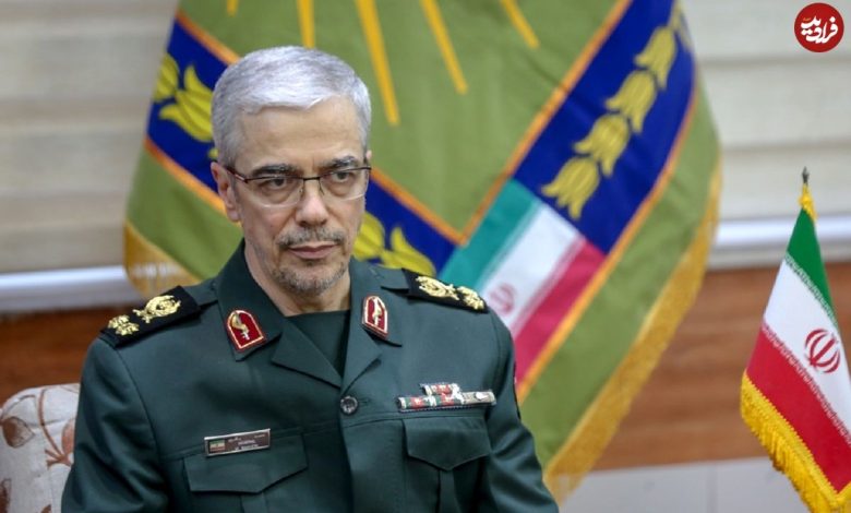 عکس؛ سفر در زمان؛ «سرلشکر باقری و امیر حاتمی» بعد یک جلسه نظامی؛ دهه 90 عکس؛ سفر در زمان؛ «سرلشکر باقری و امیر حاتمی» بعد یک جلسه نظامی؛ دهه 90