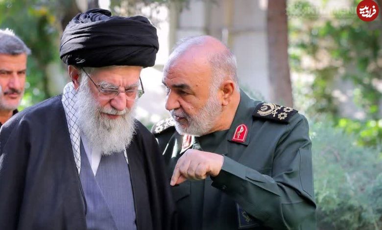 عکس؛ سفر به تاریخ؛ صحبت در گوشی دختر شهید با «سردار سلامی»؛ سال 1401 عکس؛ سفر به تاریخ؛ صحبت در گوشی دختر شهید با «سردار سلامی»؛ سال 1401