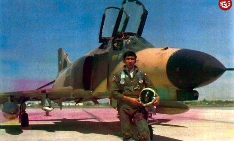 عکس؛ سفر در زمان؛ «شهید عباس دوران» در حال روشن کردن جنگنده؛ اواخر دهه 50 عکس؛ سفر در زمان؛ «شهید عباس دوران» در حال روشن کردن جنگنده؛ اواخر دهه 50