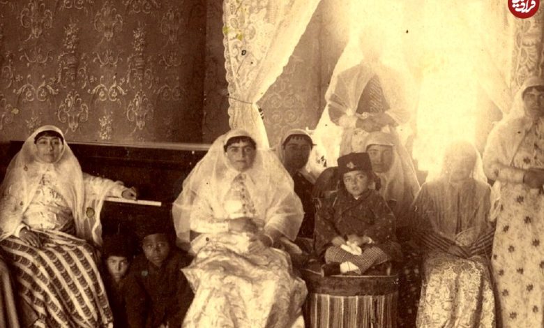 عکس؛ سفر در زمان؛ عکس آتلیه‌ای مادر و دختر ایرانی در دوران قاجار!