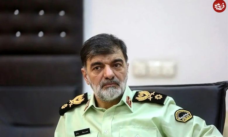 عکس؛ سفر در زمان؛ «سردار رادان در حال بوسه زدن بر پیشانی پسر سردار سلیمانی»؛ سال 1402 عکس؛ سفر در زمان؛ «سردار رادان در حال بوسه زدن بر پیشانی پسر سردار سلیمانی»؛ سال 1402