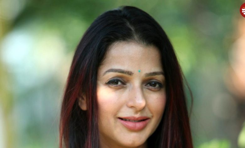 تصاویر؛ عکس های شخصی، زندگی خصوصی و بیوگرافی بومیکا چاولا تصاویر؛ عکس های شخصی، زندگی خصوصی و بیوگرافی بومیکا چاولا