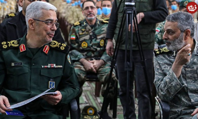 عکس؛ سفر در زمان؛ «سرلشکر باقری و سردار حاجی زاده» در کنار موشک خیبرشکن؛ سال 1403