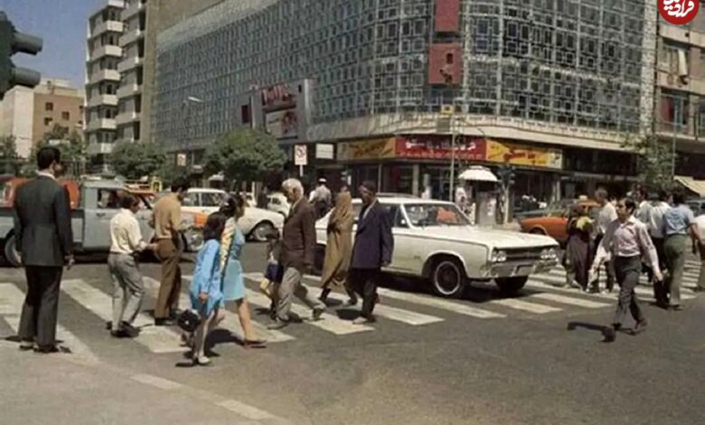 سفر در زمان؛ پیشنهادات ایرانیانِ نیم قرن پیش برای جلوگیری از گرانفروشی سفر در زمان؛ پیشنهادات ایرانیانِ نیم قرن پیش برای جلوگیری از گرانفروشی