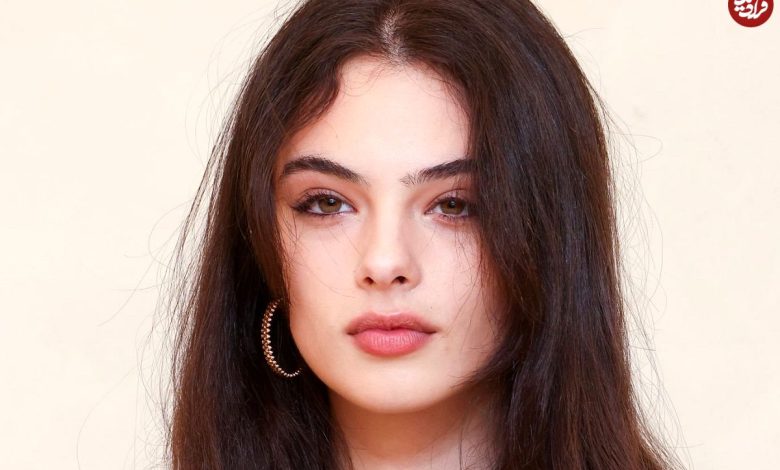 تصاویر؛ سفر در زمان؛ «دوا کسل، دختر مونیکا بلوچی» در 17 سالگی؛ سال 1400