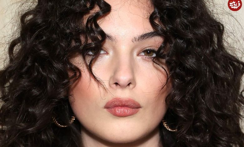 عکس؛ سفر در زمان؛ «دوا کسل، دختر مدل مونیکا بلوچی» در 18 سالگی؛ سال 1401