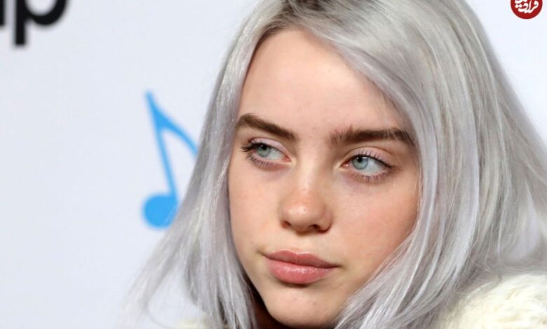 عکس؛ سفر در زمان؛ «بیلی ایلیش 16 ساله» در پشت صحنه برنامه جیمز کوردن؛ سال 1396 عکس؛ سفر در زمان؛ «بیلی ایلیش 16 ساله» در پشت صحنه برنامه جیمز کوردن؛ سال 1396