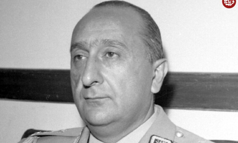 عکس؛ سفر در زمان؛ «نعمت الله نصیری، در دفترش وقتی رئیس شهربانی بود»؛ سال 1342 عکس؛ سفر در زمان؛ «نعمت الله نصیری، در دفترش وقتی رئیس شهربانی بود»؛ سال 1342