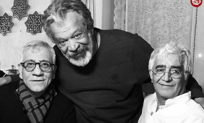 عکس؛ سفر در زمان؛ «حسن پورشیرازی» با شلوار کردی در کنار یک اتوبوس قدیمی؛ سال 98 عکس؛ سفر در زمان؛ «حسن پورشیرازی» با شلوار کردی در کنار یک اتوبوس قدیمی؛ سال 98