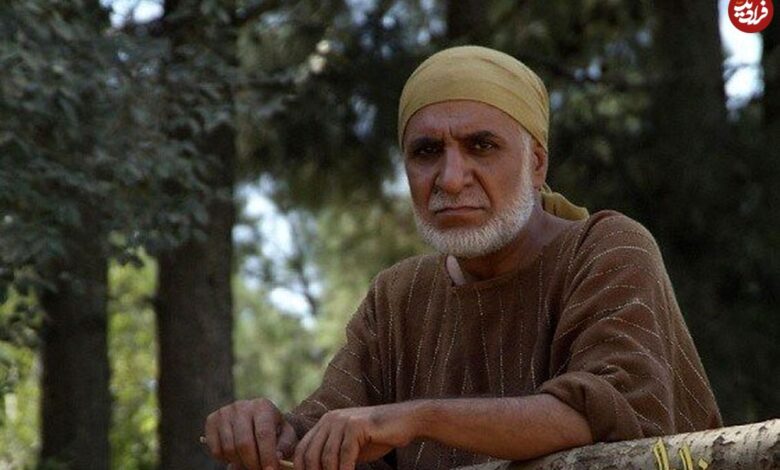 عکس؛ سفر به تاریخ؛ «زربی، غلام مختار» در کنار «داوود میرباقری» در مراسم تجلیل از مختارنامه عکس؛ سفر به تاریخ؛ «زربی، غلام مختار» در کنار «داوود میرباقری» در مراسم تجلیل از مختارنامه