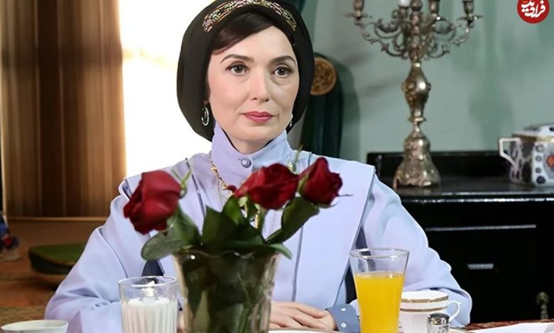 عکس؛ سفر به تاریخ؛ چهرۀ «آتنه فقیه نصیری» در 25 سالگی در کنار خسرو شکیبایی؛ سال 1372