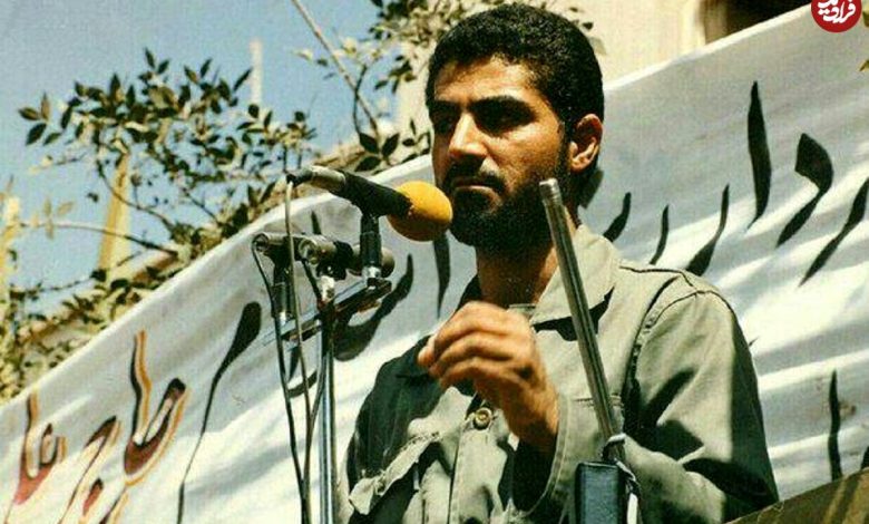 عکس؛ سفر در زمان؛ دیدار «سردار سلیمانی با یکی از فرماندهان ارتش پاکستان»؛ دهه 60 عکس؛ سفر در زمان؛ دیدار «سردار سلیمانی با یکی از فرماندهان ارتش پاکستان»؛ دهه 60