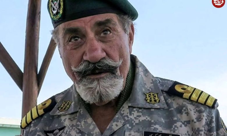 عکس؛ سفر در زمان؛ «ناخدا صمدی در کنار دریادار سیاری» در یک مراسم؛ سال 1396 عکس؛ سفر در زمان؛ «ناخدا صمدی در کنار دریادار سیاری» در یک مراسم؛ سال 1396