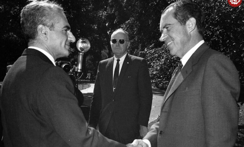 سفر در زمان؛ یادداشت‌های علم، چهارشنبه ۱۷ آبان ۱۳۵۱: پیش بینی‌ای که شاه از دوران نیکسون کرد