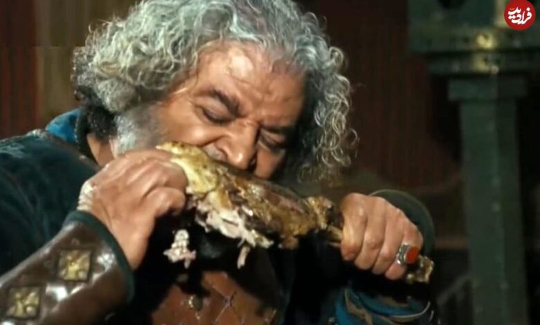 عکس؛ سفر به تاریخ؛ چهرۀ «مهلب» در مراسم تقدیر از عوامل «مختارنامه»؛ سال 1390 عکس؛ سفر به تاریخ؛ چهرۀ «مهلب» در مراسم تقدیر از عوامل «مختارنامه»؛ سال 1390