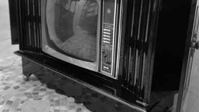 ( عکس) سفر به ایران قدیم؛ قیمت تلویزیون‌های سیاه‌وسفید مبله اعلام شد!