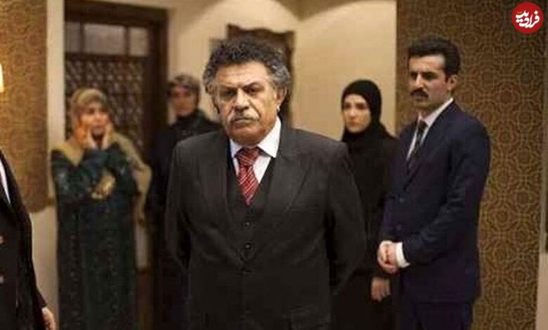 تاریخ و سفر در زمان؛ (عکس) «شیث و پسرش ضیا» پشت صحنه سریال «طوبی» عکس؛ سفر زمان؛ «شیث و پسرش ضیا» در پشت صحنه سریال «طوبی»