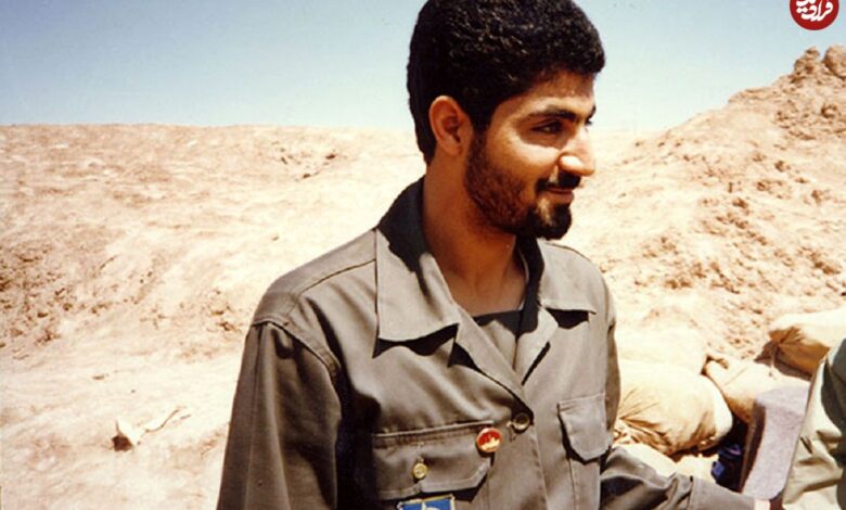 عکس؛ سفر در زمان؛ «سردار سلیمانی و سرلشکر باقری» در یک باغ؛ دهه 60 عکس؛ سفر در زمان؛ «سردار سلیمانی و سرلشکر باقری» در یک باغ؛ دهه 60