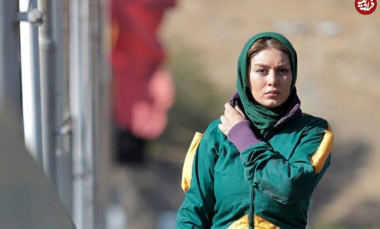 تاریخ و سفر در زمان؛ (عکس) شکل و شمایل «سحر قریشی و آزاده زارعی» سال 92 (عکس) سفر در زمان؛ شکل و شمایل «سحر قریشی و آزاده زارعی» در سال 92