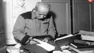 سفر در زمان؛ دهخدا را چون مصدقی بود در جوی آب انداختند تا بگویند سکته کرد و مرد؛ درب دانشسرا را قفل کردند تا دانشجویان نتوانند در خاکسپاریش شرکت کنند