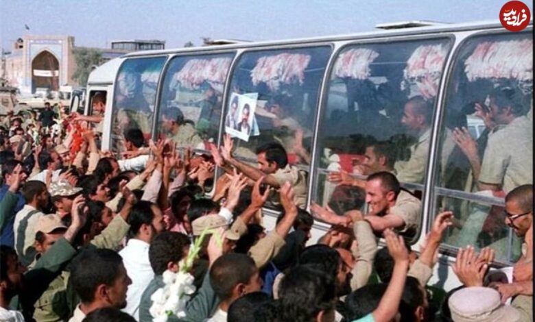 تصاویر؛ سفر در زمان؛ مرداد ۱۳۶۹؛ بازگشت اسرا به میهن تصاویر؛ سفر در زمان؛ مرداد ۱۳۶۹؛ بازگشت اسرا به میهن