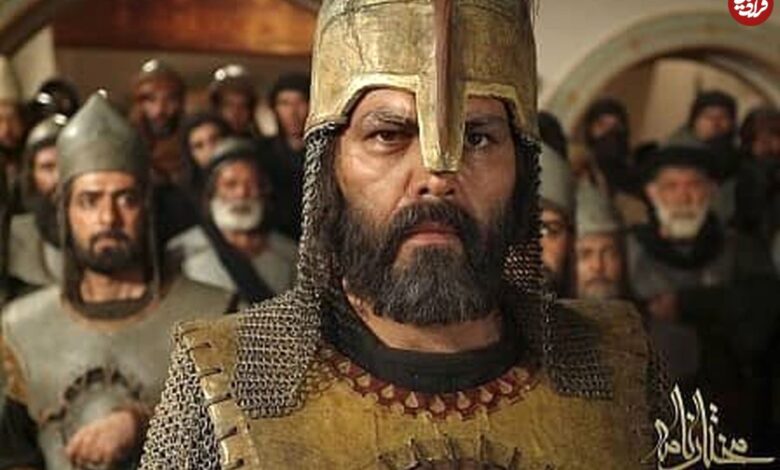 عکس؛ سفر به تاریخ؛ چهرۀ متفاوت «مختار ثقفی» (مختارنامه) در کنار «نیکی کریمی»؛ سال 1388 عکس؛ سفر به تاریخ؛ چهرۀ متفاوت «مختار ثقفی» (مختارنامه) در کنار «نیکی کریمی»؛ سال 1388