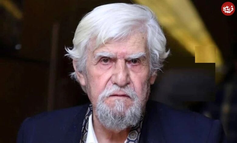 عکس؛ سفر به تاریخ؛ چهرۀ «عنایت بخشی» در 29 سالگی در اتاق گریم فیلم «گوزنها»؛ سال 1353 عکس؛ سفر به تاریخ؛ چهرۀ «عنایت بخشی» در 29 سالگی در اتاق گریم فیلم «گوزنها»؛ سال 1353