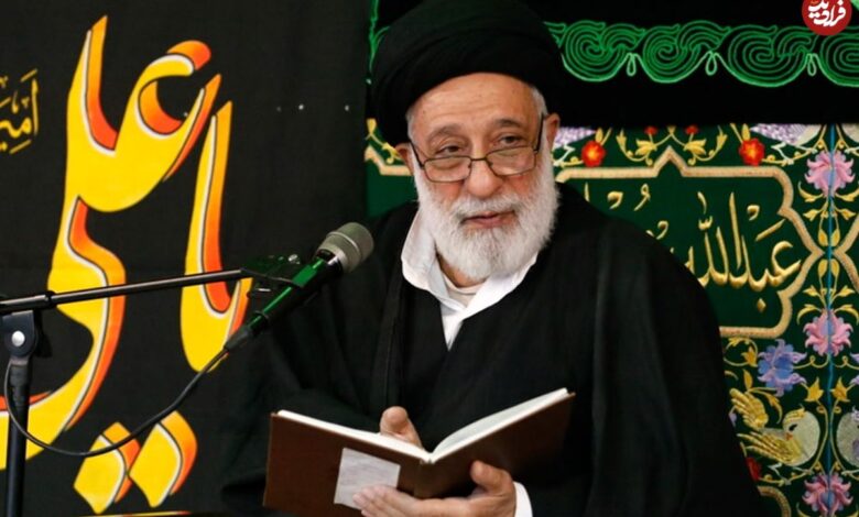 تاریخ و سفر در زمان؛ (عکس) «سید هادی خامنهای، برا رهبر انقلاب» کنار «مهدی کروبی» عکس؛ سفر زمان؛ «سید هادی خامنهای، برادر رهبر انقلاب» در کنار «مهدی کروبی»