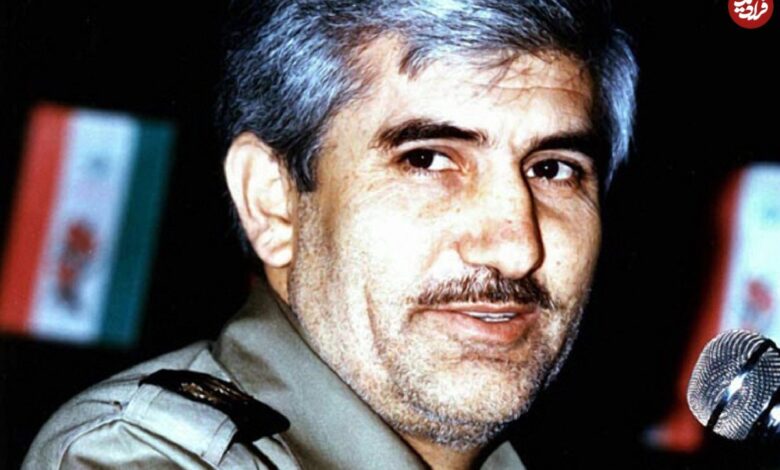 عکس؛ سفر در زمان؛ بازدید «منصور ستاری و رهبر انقلاب» از نیروی هوایی؛ دهه 60