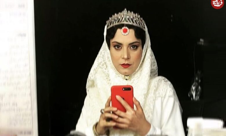 (عکس) سفر در زمان؛ چهرۀ «غزل شاکری» در اولین فیلم سینماییاش در 10 سالگی (عکس) سفر در زمان؛ چهرۀ «غزل شاکری» در اولین فیلم سینماییاش در 10 سالگی