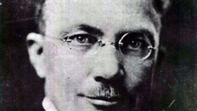 سفر در زمان؛ انقلاب ۱۹۱۷ روسیه، ایران را از فشار ناحیه شمال نجات داد؛ بلشویک‌ها قروض ایران به روسیه تزاری را بخشیدند