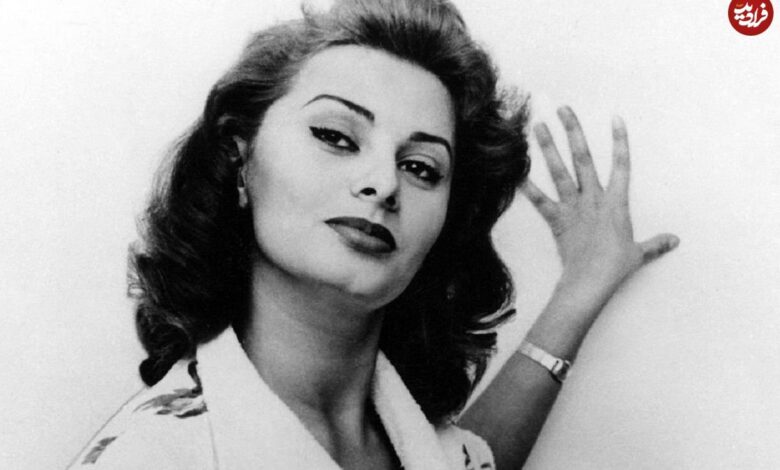 عکس؛ سفر در زمان؛ «سوفیا لورن» در آغوش مادرش در 5 سالگی؛ سال 1318