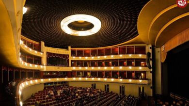 عکس؛ سفر در زمان؛ ۵۰ سال قبل؛ رقصندگان بلوچ در تالار وحدت