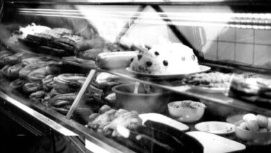 عکس؛ سفر در زمان؛ ۵۰ سال قبل قیمت ساندویچ در تجریش و شوش چقدر بود؟