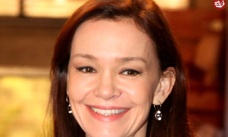 تصاویر؛ عکس های شخصی، زندگی خصوصی و بیوگرافی جولیا لمرتز تصاویر؛ عکس های شخصی، زندگی خصوصی و بیوگرافی جولیا لمرتز