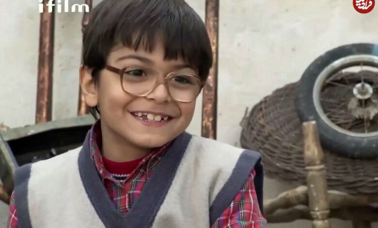 عکس؛ سفر در زمان؛ «جواد» سریال بچه مهندس 1 در کنار هومن سیدی؛ سال 98