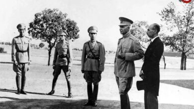 عکس؛ سفر در زمان؛ روزی که محمدرضا پهلوی توسط رضاخان در دانشکده افسری توبیخ شد