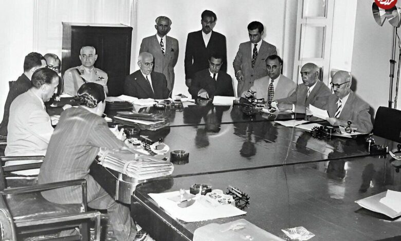 عکس؛ سفر در زمان؛ وقتی کمونیستها بانکدار شدند؛ داستان خواندنی تاسیس 2 بانک ایرانی! عکس؛ سفر در زمان؛ وقتی کمونیستها بانکدار شدند؛ داستان خواندنی تاسیس 2 بانک ایرانی!