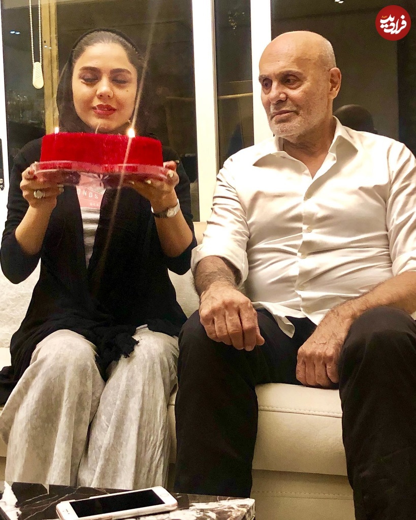 azadeh_zareie_1559651168_2058825684524124821_1040657227 azadeh_zareie_1559651168_2058825684524124821_1040657227