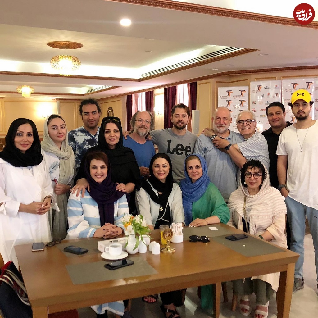 elhampavehnejad_1564643496_2100704366629308248_233476363 elhampavehnejad_1564643496_2100704366629308248_233476363