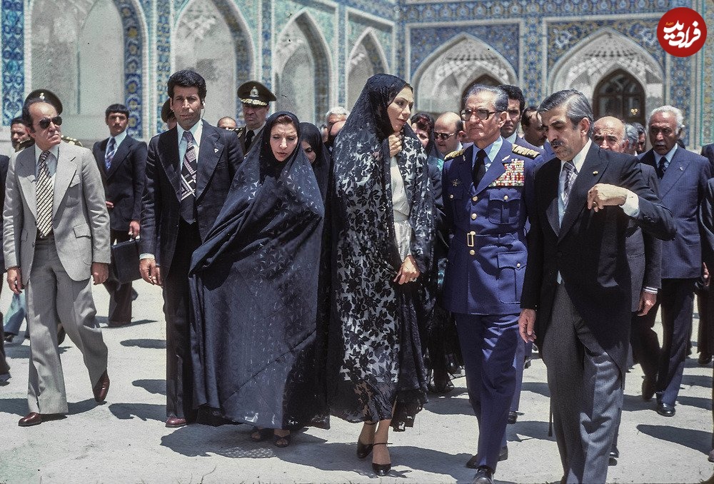 gl4fancxiaa0o_c Gl4FancXIAA0o_C