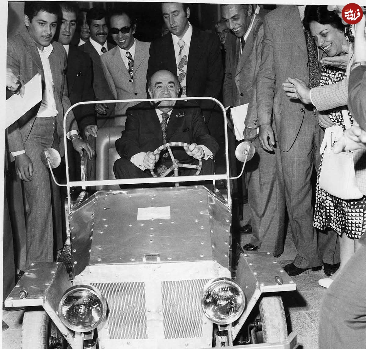 gxmpxlfwkaahb-y GxmPXLfWkAAHb-Y