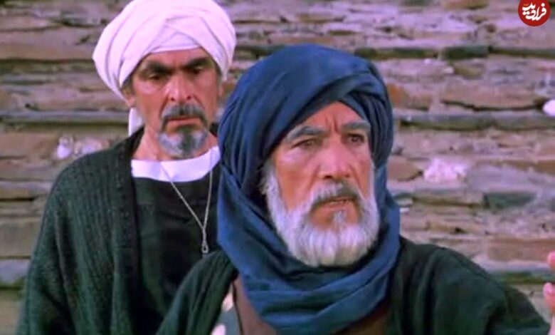 عکس؛ سفر در زمان؛ «حمزه» در پشت صحنه فیلم محمد رسول الله؛ سال 1354 عکس؛ سفر در زمان؛ «حمزه» در پشت صحنه فیلم محمد رسول الله؛ سال 1354