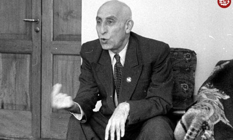 عکس؛ سفر در زمان؛ «دکتر مصدق» در کودکی و در کنار دایی مشهورش؛ اویل دهه 1270 عکس؛ سفر در زمان؛ «دکتر مصدق» در کودکی و در کنار دایی مشهورش؛ اویل دهه 1270