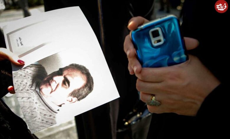 عکس؛ سفر در زمان؛ لحظه به خاک سپردن «کامیار، پسر فروغ»؛ سال 97 عکس؛ سفر در زمان؛ لحظه به خاک سپردن «کامیار، پسر فروغ»؛ سال 97