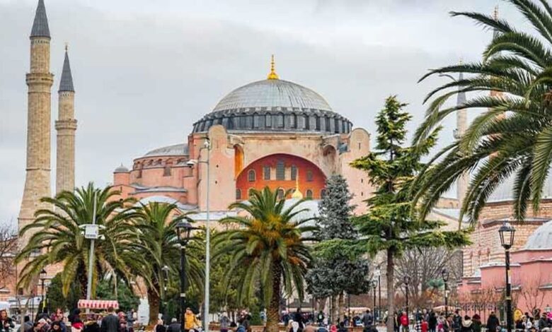 زمان و تقویم چهره ها؛بهترین شهر ترکیه برای مسافرت کدام است؟ عکس سال ۱۴۰۴ بهترین شهر ترکیه برای مسافرت کدام است؟