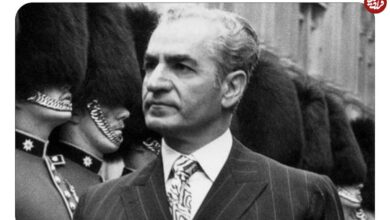 سفر در زمان؛ یادداشت‌های علم، سه شنبه ۷ آذر ۱۳۵۱: شاه گفت به سفیر آمریکا بگو: پس [جایگزین] اف-۵ها که به ویتنام جنوبی دادیم چه شد؟ روس‌ها محض خاطر ما چیزی فعلاً به عراق نمی‌فرستند