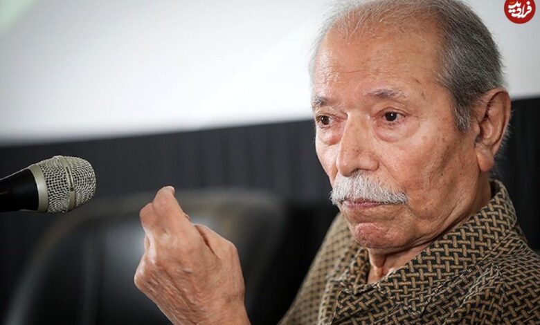 تاریخ و سفر در زمان؛ (عکس) «داوود رشیدی کنار علی نصیریان» سال 1361 عکس؛ سفر در زمان؛ «داوود رشیدی در کنار علی نصیریان»؛ سال 1361