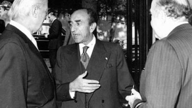 سفر در زمان؛ یادداشت‌های علم، یکشنبه ۲۶ آذر ۱۳۵۱: یادداشتی که قرار بود به وزیر مختار آمریکا بدهیم